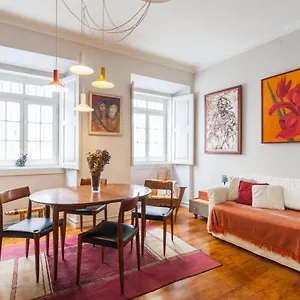 https://feels-like-home-janelas-verdes-charming-flat.hotels-lisbon-portugal.com
